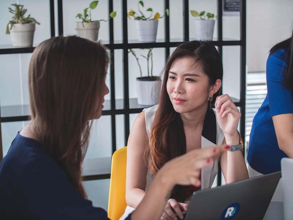 Importance of Active Listening in Networking Conversations